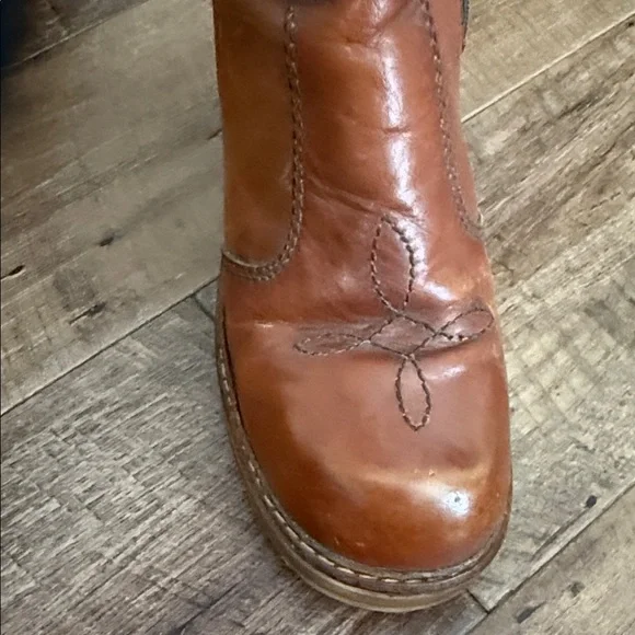 Vintage Tan Leather Heeled Boots Size 7.5 M - Picture 4 of 8